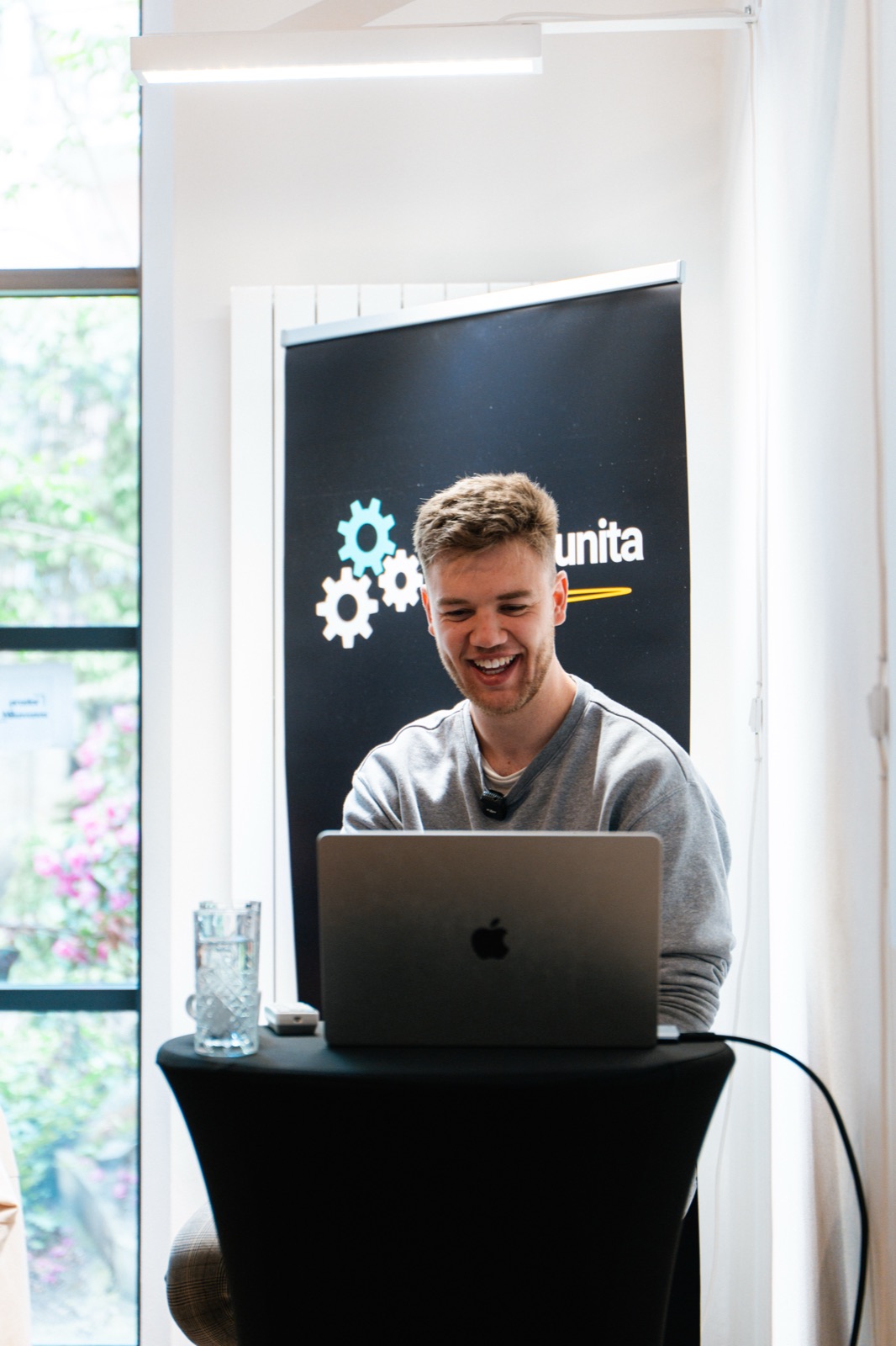 Jakub Landa při online workshopu na AI automatizace